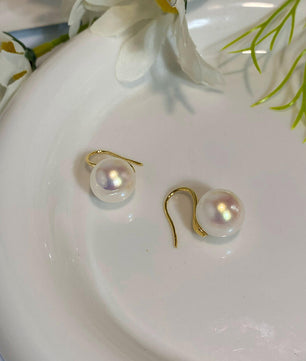 Simple pearl earrings for women